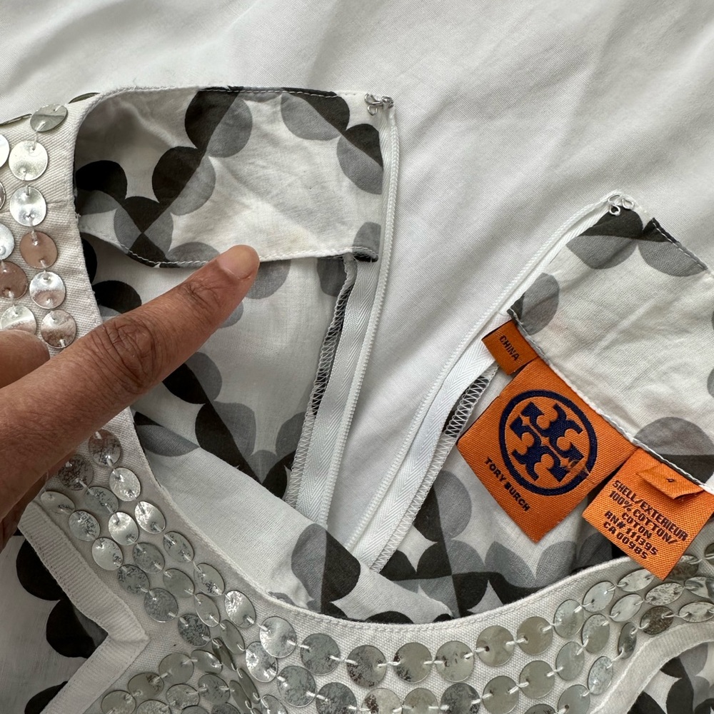 Tory Burch Long Graphic Tunic with Metallic Details size 4 - Picture 6 of 11
